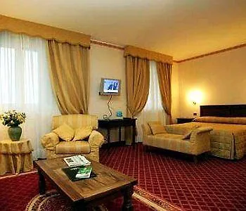 Eurhotel Отель 3*